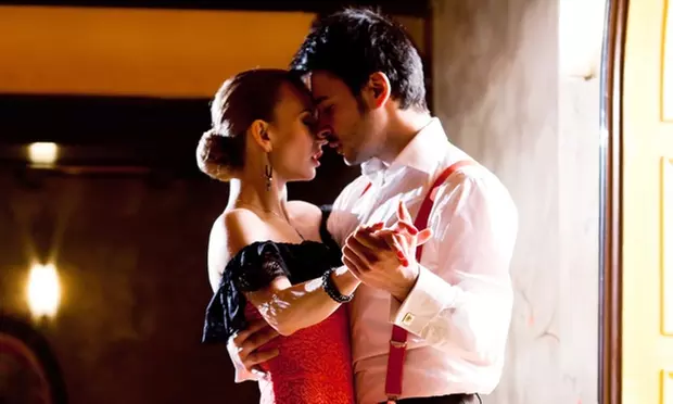 Discover Salsa & Bachata: 20 Classes for All Levels!